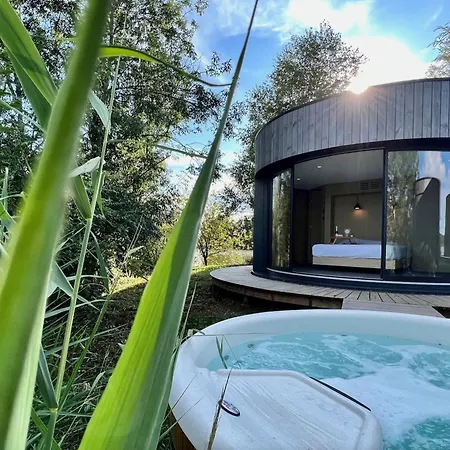 Le Jas De Hotel-restaurant Hotel 4*